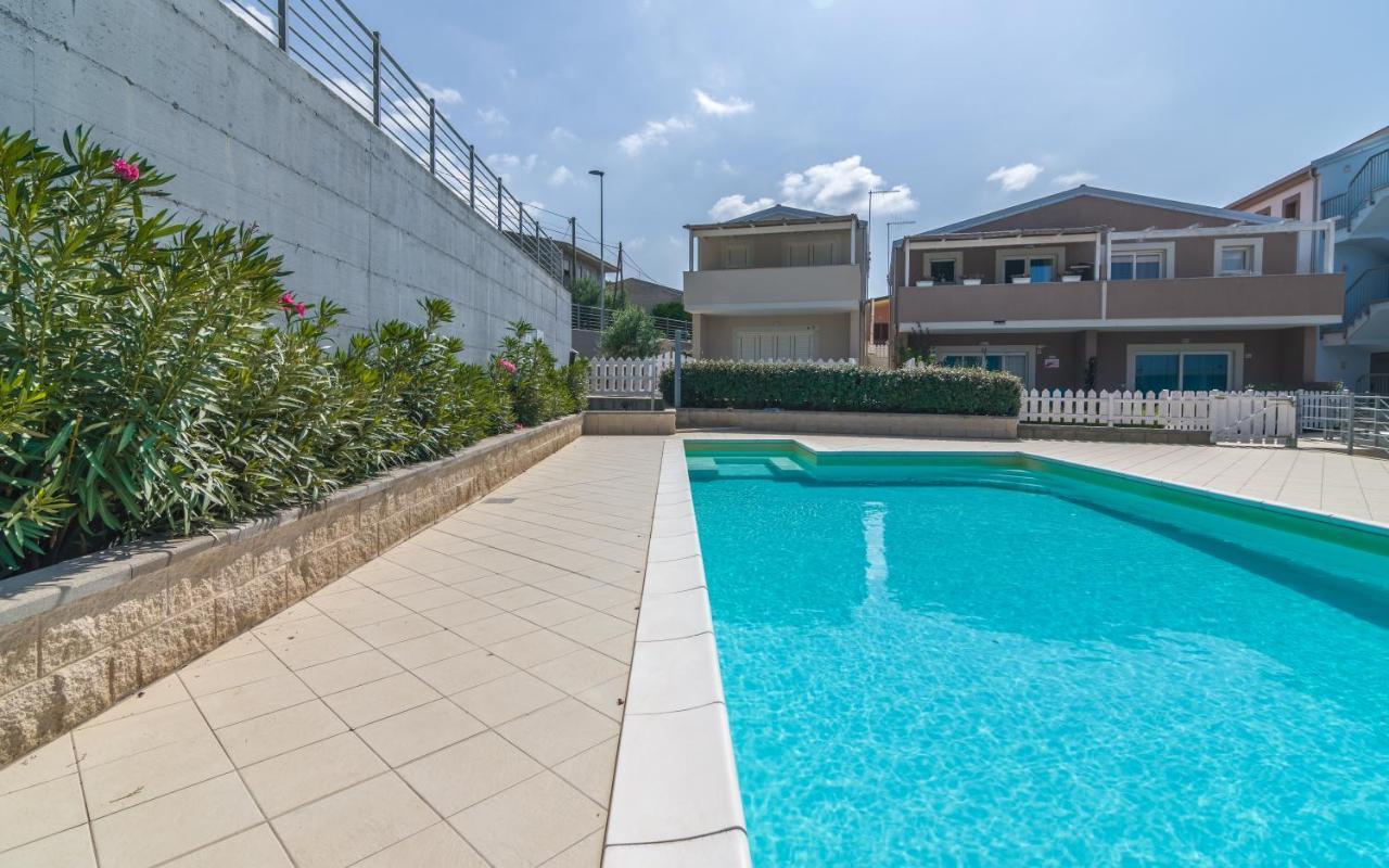 Villetta Morello Climatizzata Con Giardino Privato Viddalba 외부 사진
